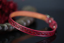 Load image into Gallery viewer, Discreet Leather BDSM Day Collar-Filigree
