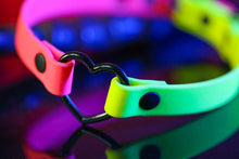 Load image into Gallery viewer, Black Lemonade Heart Collar

